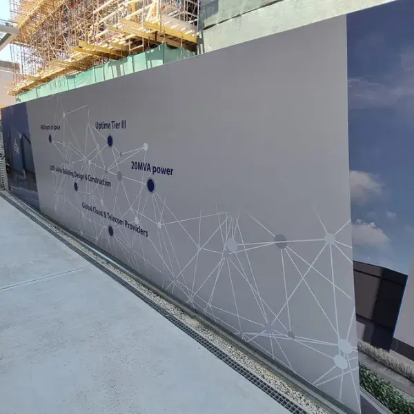 Εκτυπώσεις banner σε μουσαμά μεγάλης αντοχής, Ψηφιακή εκτύπωση μεγάλου format σε πάνελ περίφραξης εργοταξίου. Κατασκευή, Τοποθέτηση Αθήνα.